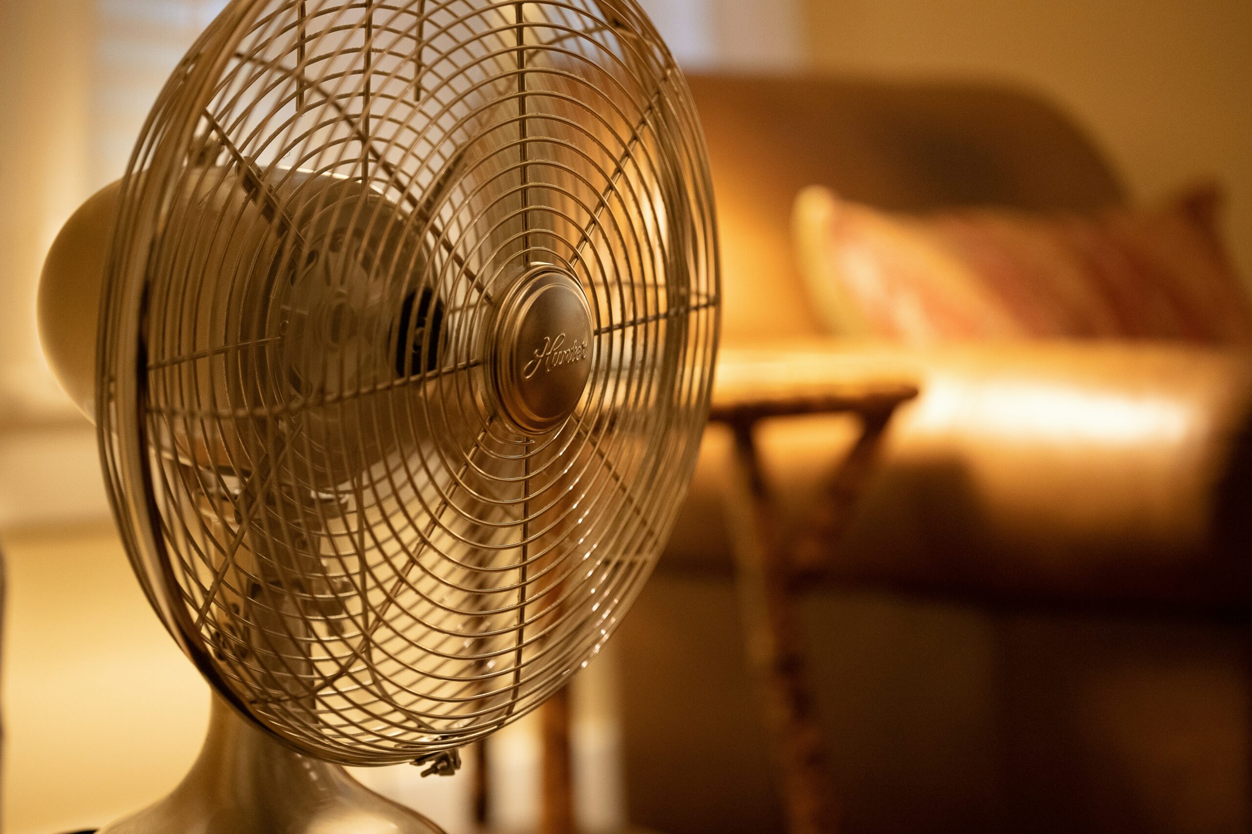 Ventilateur par le photographe (c)delaney-van-MvCW2PE9Tbg-unsplash