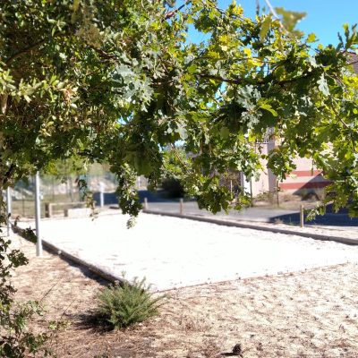 Espace extérieur - terrain de pétanque