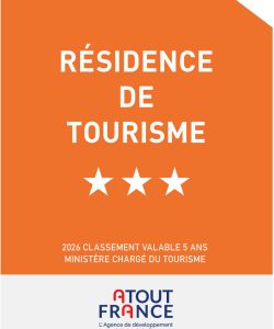 Plaque-ResidenceTourisme3_2026
